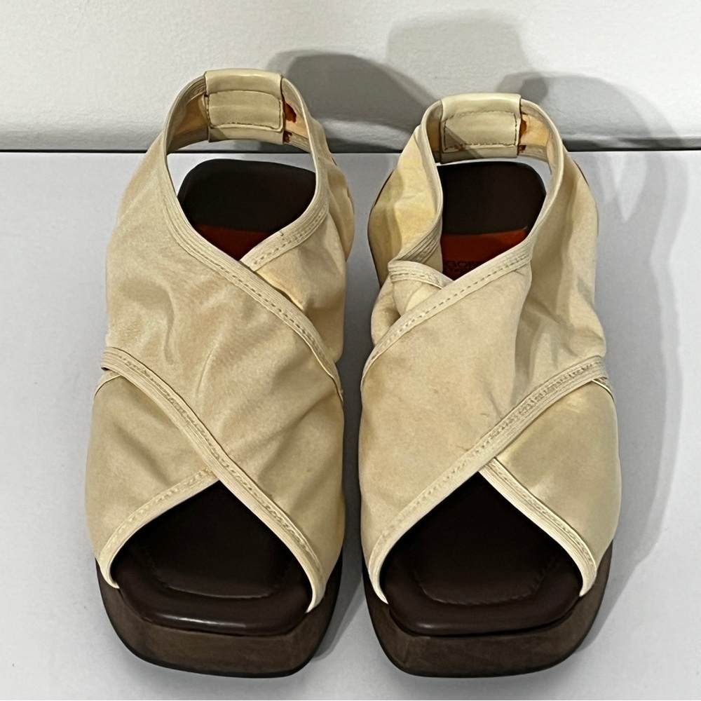 Goffredo Fantini Cream Sandals with Wooden Soles